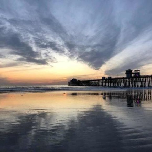 Meet your Posher ๐ด๐๐ป - Picture 12 of 16